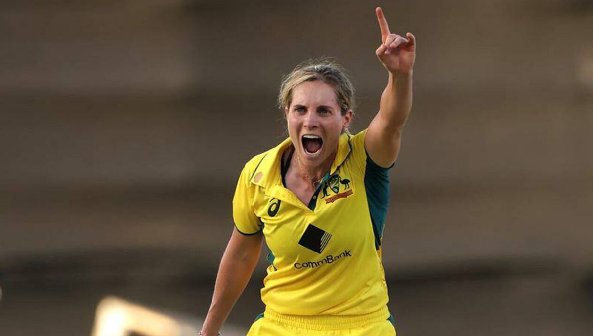 Sophie Molineux disciplined bowling helped Australia defeat India in ICC Women’s World Cup 2025 semifinal
