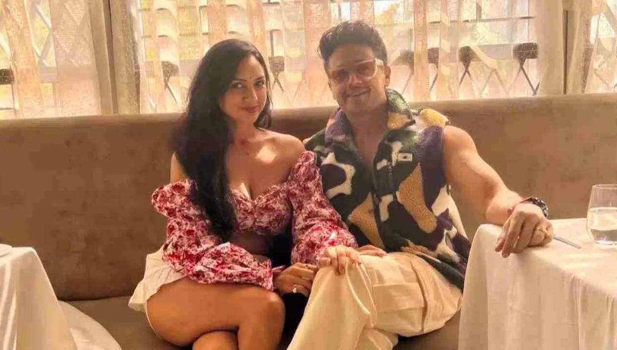 Bigg Boss 19 फैमिली वीक में गौरव खन्ना की पत्नी आकांक्षा चामोला की धमाकेदार एंट्री